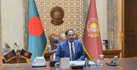 দাপ্তরিক কাজ শুরু করেছেন ভারপ্রাপ্ত রাষ্ট্রপতি