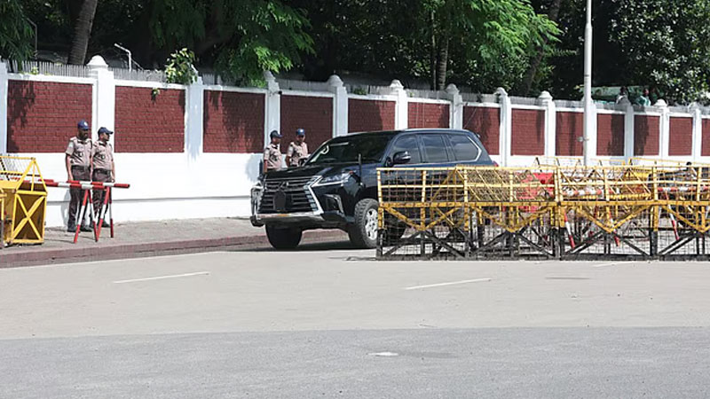 বঙ্গভবন ছাড়লেন সাবেক রাষ্ট্রপতি মো. সাহাবুদ্দিন