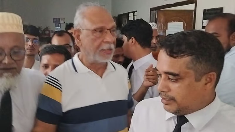 শাপলা চত্বরের মামলায় গ্রেপ্তার সাবেক মন্ত্রী লতিফ সিদ্দিকী