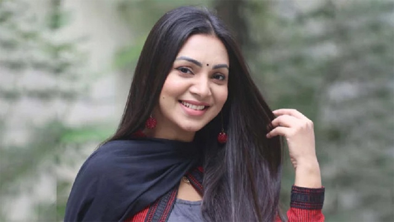 অতীত সম্পর্ক ও এনগেজমেন্ট ভাঙা নিয়ে মুখ খুললেন প্রভা