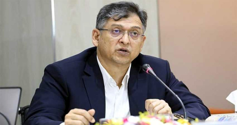 শেখ হাসিনার আত্মসমর্পণের কোনো সুযোগ নেই : স্বরাষ্ট্রমন্ত্রী