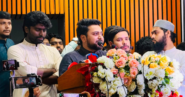 ভারত বা যুক্তরাষ্ট্র কারও আধিপত্য মেনে নেব না : নাহিদ ইসলাম