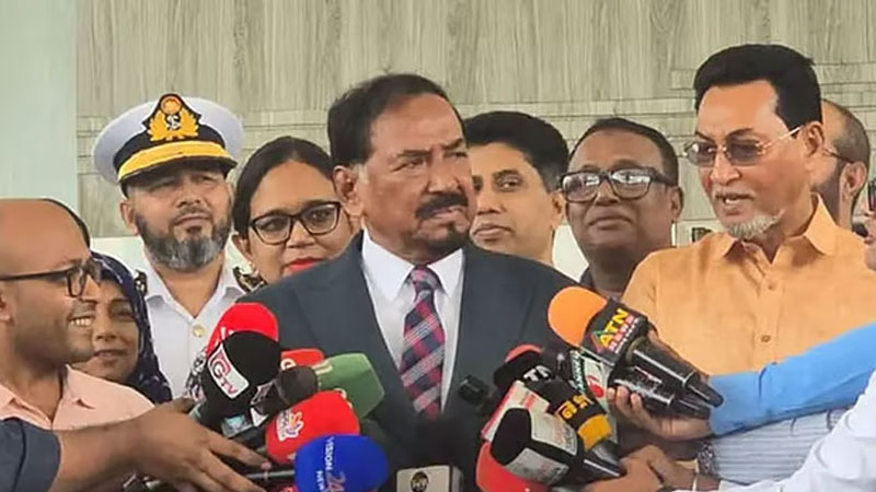 দেশে ফিরে স্পিকার বললেন, “রাষ্ট্রপতির ব্যাপারে সুনির্দিষ্ট কোনো তথ্য নেই”