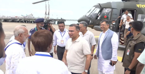 মাতারবাড়ি পৌঁছেছেন প্রধানমন্ত্রী তারেক রহমান, গভীর সমুদ্রবন্দর ও বিদ্যুৎ প্রকল্প পরিদর্শন করবেন