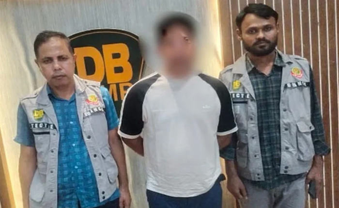 ওমানে পালানোর পথে বড় সাজ্জাদের ফুফাতো ভাই আটক
