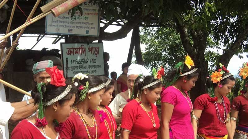 ‘আদিবাসী’ নিয়ে মন্ত্রীদের বক্তব্য প্রত্যাখ্যান জাতীয় আদিবাসী পরিষদের