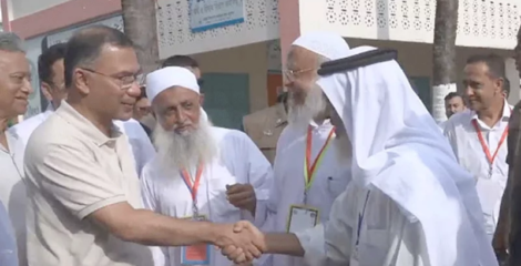 হেফাজতে আমিরের সঙ্গে সৌজন্য সাক্ষাৎ করলেন প্রধানমন্ত্রী