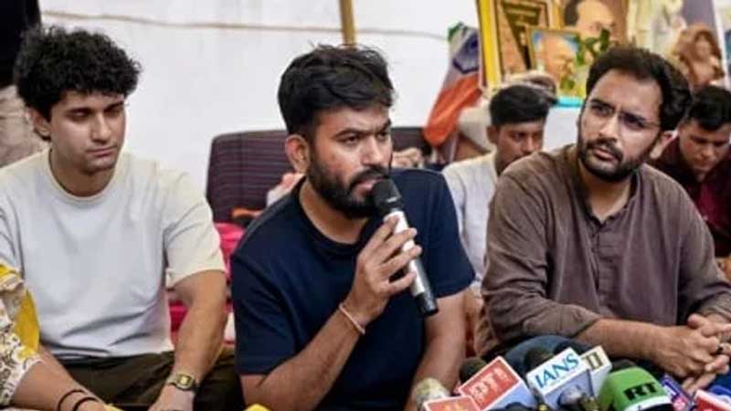 আবার আন্দোলনের হুঁশিয়ারি ককরোচ জনতা পার্টির