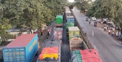 ঢাকা-চট্টগ্রাম মহাসড়কে ৪০ কিলোমিটার দীর্ঘ যানজট, চরম ভোগান্তি