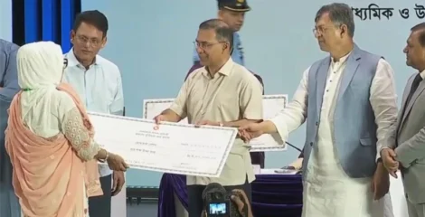 বেসরকারি শিক্ষক-কর্মচারীদের অবসর ও কল্যাণ সুবিধার অর্থ প্রদান শুরু