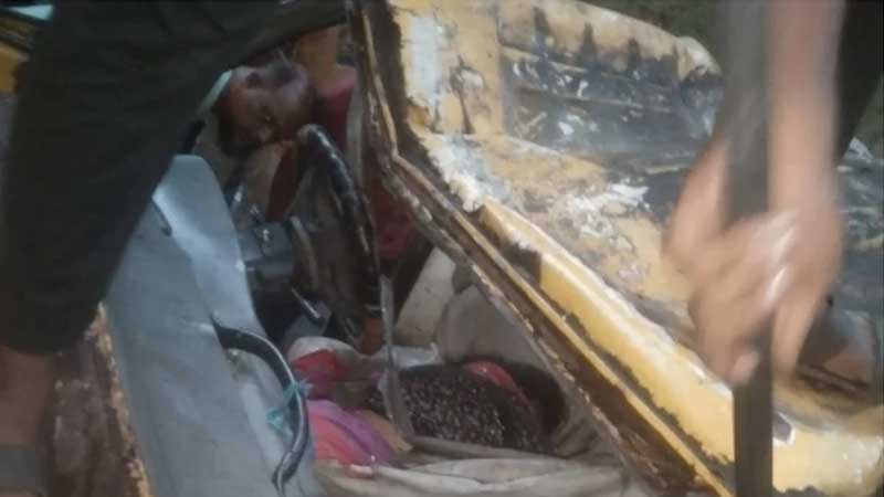 রাঙামাটিতে পিকআপ উল্টে ৩ নারীসহ ৪ জন নিহত