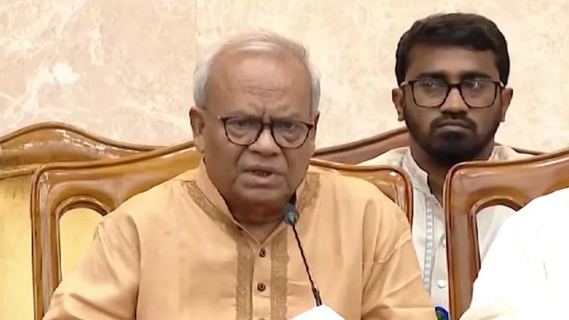ভগ্নস্তূপের ওপর দাঁড়িয়ে দেশ পুনর্গঠনের কাজ করছে বর্তমান সরকার: রিজভী