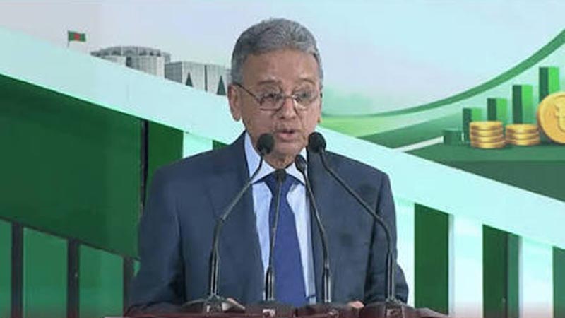 ঋণনির্ভরতা কমিয়ে নিজস্ব অর্থায়নে দেশের উন্নয়ন চায় সরকার : আমির খসরু