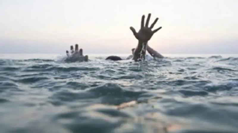 দিনাজপুরে গোসলে নেমে প্রাণ গেল দুই শিশুর