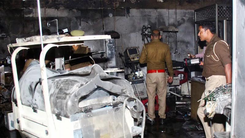 পাকিস্তানের সরকারি হাসপাতালে ভয়াবহ অগ্নিকান্ডে ১৫ নবজাতকের মর্মান্তিক মৃত্যু