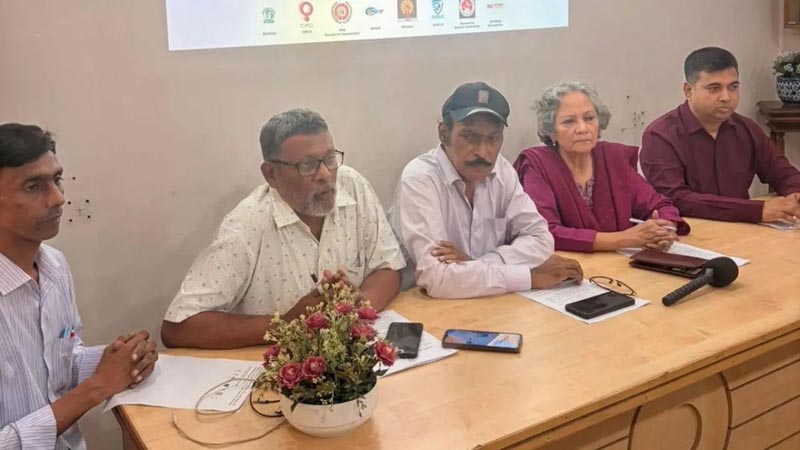 মালয়েশিয়ার শ্রমবাজার:  সিন্ডিকেট নয় বৈধ এজেন্সিকে সুযোগ দেওয়ার দাবি