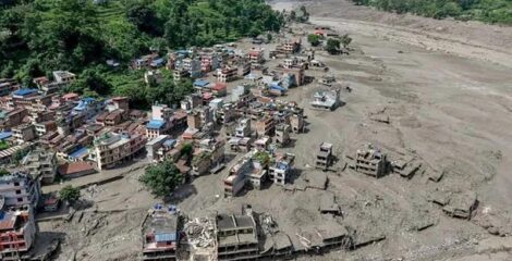 নেপাল ও তিব্বতে প্রলয়ঙ্কারী বন্যা: মৃত্যু বেড়ে ১৬০, নিখোঁজ শতাধিক মানুষ