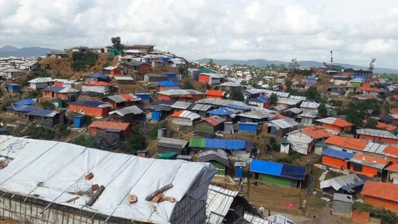 মাটির নিচে লুকানো ওয়ান শুটারগান ও গুলি উদ্ধার রোহিঙ্গা ক্যাম্পে