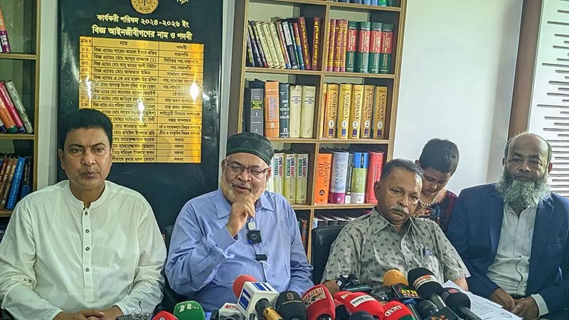 রংপুরে চার খুন: অভিযুক্তদের আইনি সহায়তা না দেওয়ার ঘোষণা আইনজীবী সমিতির