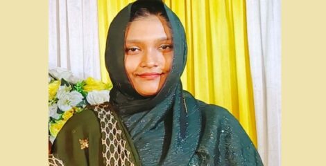 জিপিএ-৫ পেয়ে উত্তীর্ণ সাংবাদিকের মেয়ে রওনক