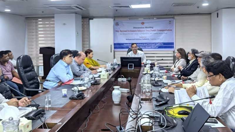 ধূমপানমুক্ত গণপরিবহনের দাবি