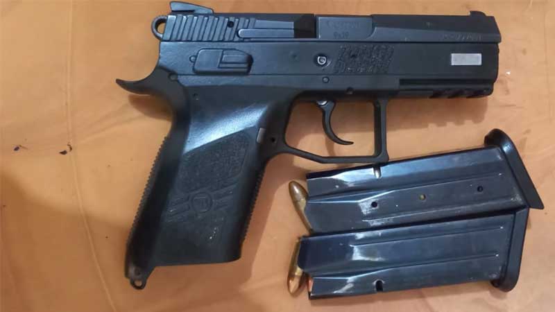 মসজিদ থেকে উদ্ধার হলো আড়াইহাজার থানার লুট হওয়া অস্ত্র