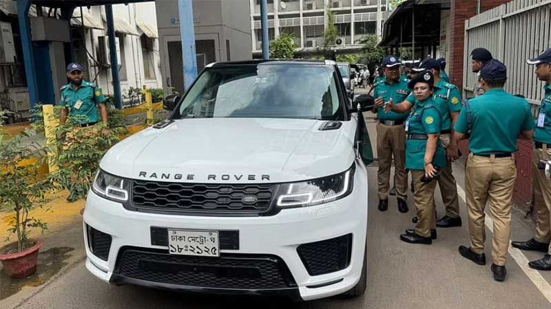 উল্টো পথে চলায় বিমানমন্ত্রীর গাড়িতে ট্রাফিক পুলিশি মামলা