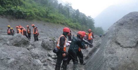 নেপাল-চীনে বন্যায় নিহত ১০০০ পার, জলবায়ু সুরক্ষায় বৈশ্বিক আহ্বানে প্রধানমন্ত্রী