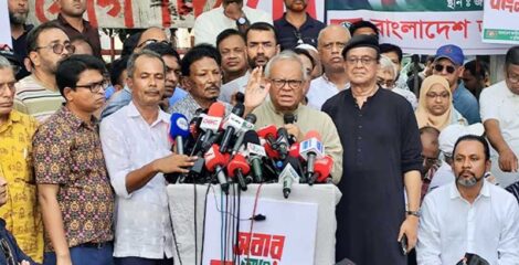 শেখ হাসিনাকে ফেরত না দিয়ে ভারত চক্রান্ত করছে: রিজভী