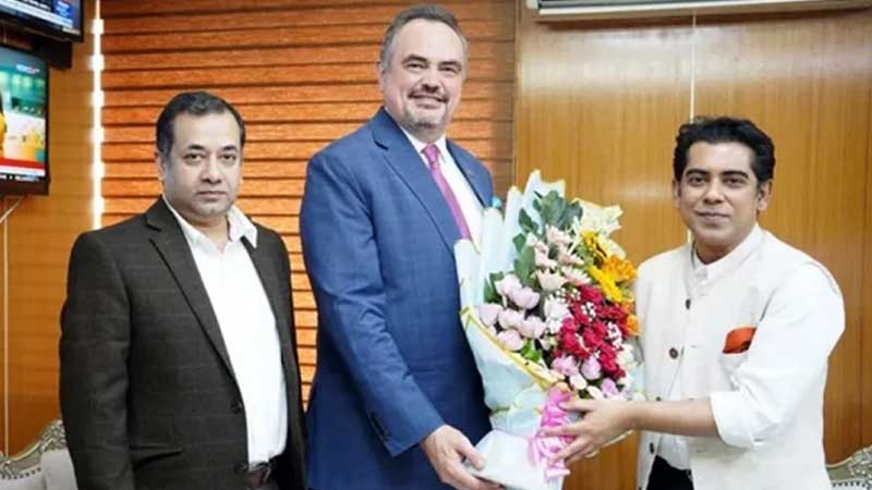 দ্বিপাক্ষিক সম্পর্ক ও গণমাধ্যমের স্বাধীনতায় জোর মার্কিন রাষ্ট্রদূতের