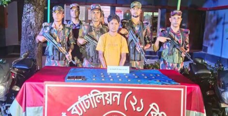 যশোরে অভিনব কায়দায় পাচারকালে সাড়ে ৭ কোটি টাকার সোনা জব্দ, আটক ১