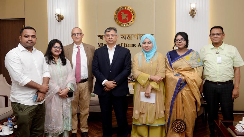 ডিজিটাল নিরাপত্তা ও নাগরিক অধিকার সুরক্ষায় সরকার সর্বোচ্চ অগ্রাধিকার দিচ্ছে: স্বরাষ্ট্রমন্ত্রী