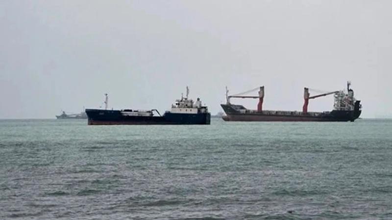 হরমুজে যুক্তরাষ্ট্রের জাহাজে ইরানের হামলায় মার্কিন সেনা আহত