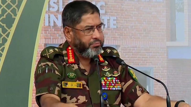 সফল সফর শেষে দেশে ফিরেছেন সেনাপ্রধান