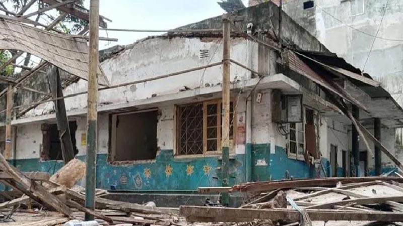 স্বাস্থ্য কেন্দ্রে সন্ত্রাসী হামলা ও মালামাল লুটের ঘটনায় ৯ জন আটক