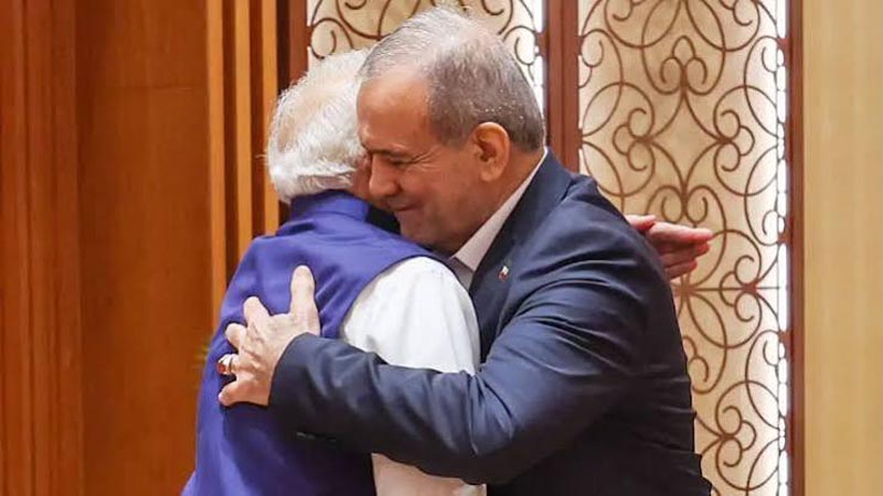 ভারতের সাথে সম্পর্ক জোরদার: মোদিকে ইরান সফরের আমন্ত্রণ জানিয়ে দিল্লি ছাড়লেন পেজেশকিয়ান