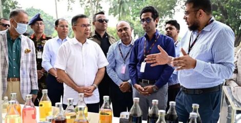 ময়লা-আবর্জনা থেকেই মিলবে জ্বালানি: বর্জ্য শোধন প্রকল্প ঘুরে দেখলেন প্রধানমন্ত্রী