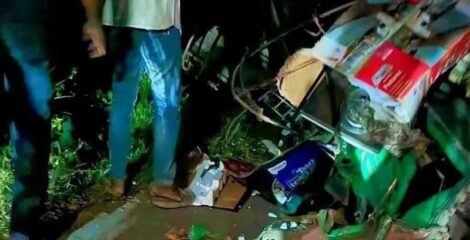 চট্টগ্রামে বাস-অটোরিকশার মুখোমুখি সংঘর্ষ: প্রাণ গেল দুজনের, আহত ১