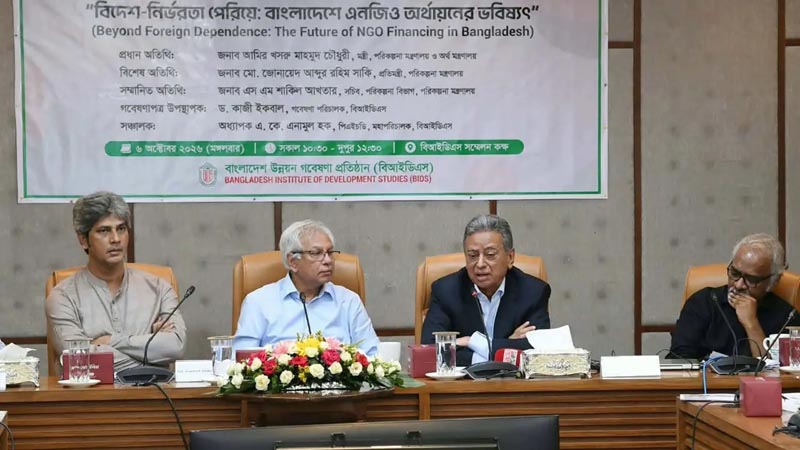 উন্নয়ন প্রকল্পে শৃঙ্খলা ফেরাতে নতুন চার শর্ত জুড়লেন অর্থমন্ত্রী