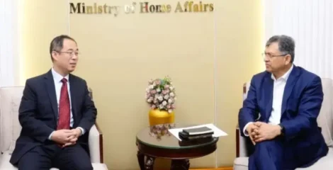 স্বরাষ্ট্রমন্ত্রীর সঙ্গে চীন দূতাবাসের চার্জ দ্য অ্যাফেয়ার্সের সাক্ষাৎ
