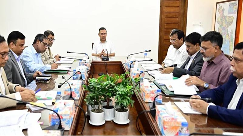 পাড়া-মহল্লায় মাইকিংয়ের নির্দেশ দিলেন প্রধানমন্ত্রী