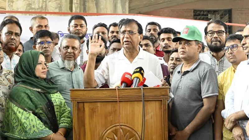 ফুটপাতে দোকান বসালেই সরাসরি আইনি ব্যবস্থা