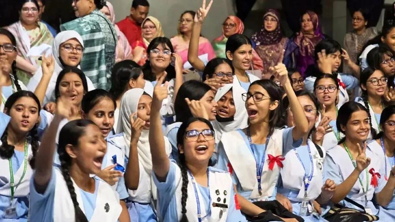 এইচএসসি ও সমমানের পরীক্ষার ফল প্রকাশ: পাসের হার ৫২.১২ শতাংশ